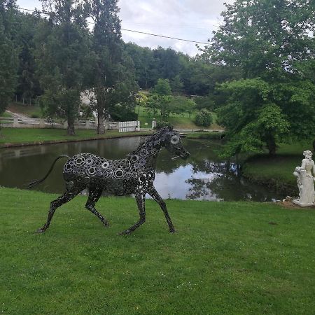 Le Jardin D Eau Hotell Lamothe-Montravel Exteriör bild